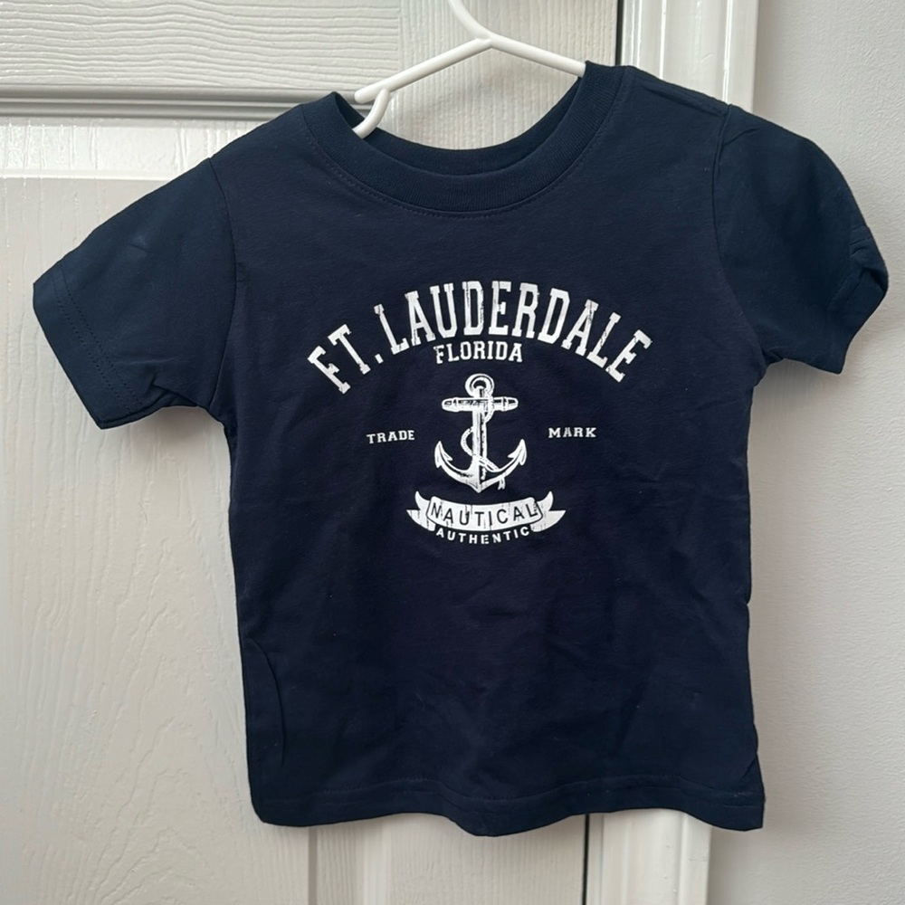 NWT- Kids tshirt